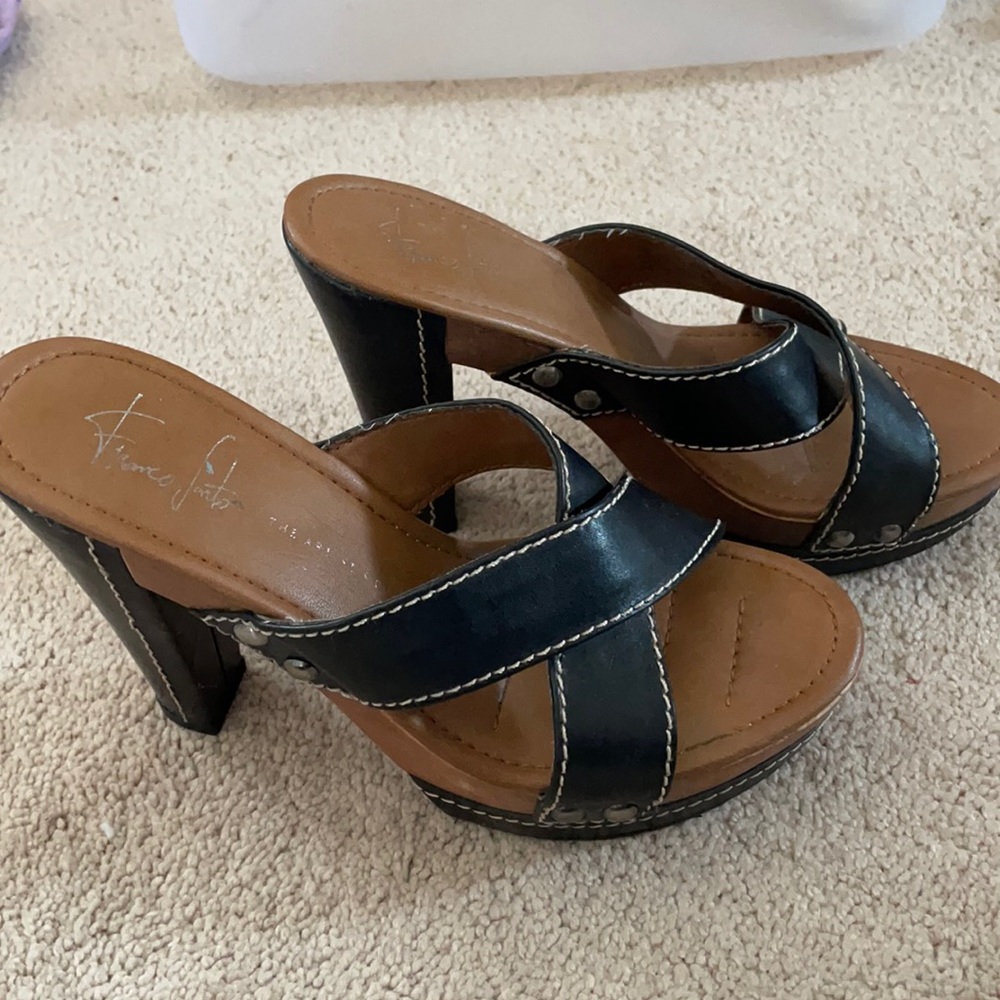 Brown/black heels